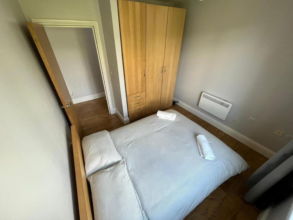 London Modern Flat Near Transports Daire Dış mekan fotoğraf