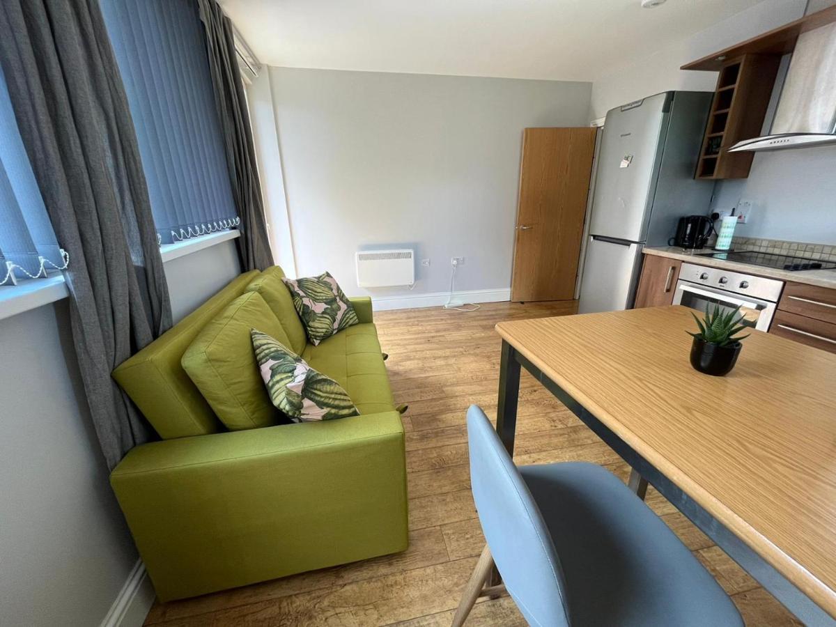 London Modern Flat Near Transports Daire Dış mekan fotoğraf
